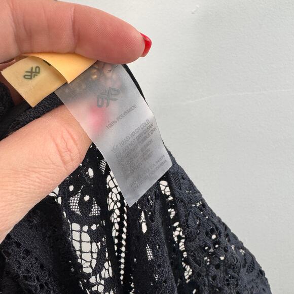 Pily Q Black Cover-Up Dress Floral Deep V-Neck Lace Up Casual Pullover Size M/L - Picture 7 of 7